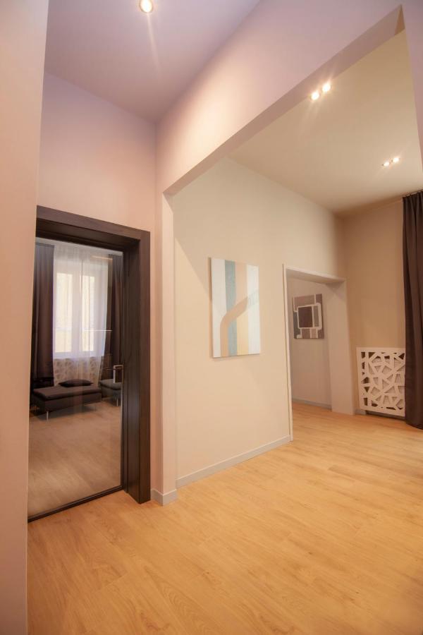 Borghetto First Apartamento Placência Exterior foto